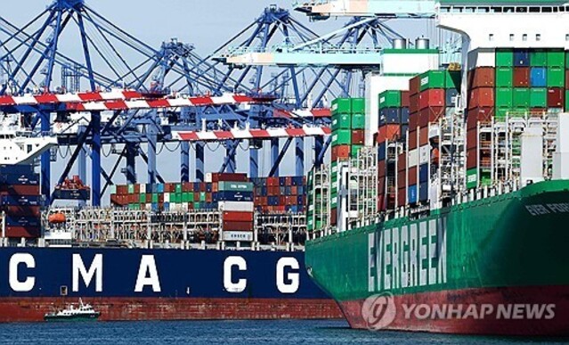 ▲ 미국 로스앤젤레스항의 선박 컨테이너. 출처=AFPⓒ연합뉴스