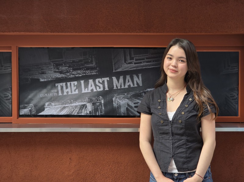 ▲ 뮤지컬 '더 라스트맨' 영국 프로덕션에서 생존자 역할을 맡은 나비 브라운.ⓒ더웨이브