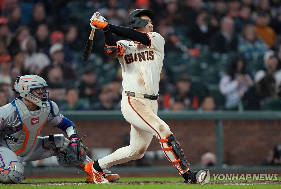 ▲ 샌프란시스코 이정후가 4경기 만에 안타를 신고했지만, 팀은 대패를 당했다.ⓒ연합뉴스 제공