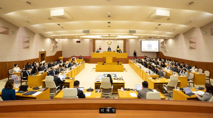 ▲ 6일 양주시의회 제387회 임시회 제1차 본회의가 열리고 있다 ⓒ양주시의회 제공