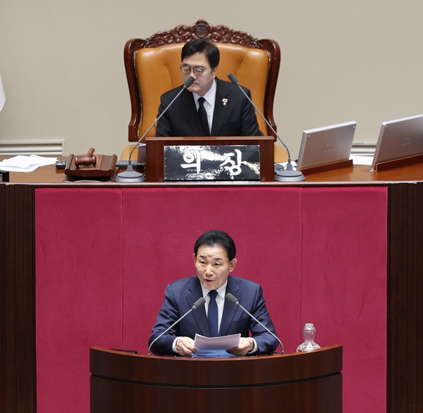 ▲ 박용갑의원,국회 본회의장에서 제안 설명모습.ⓒ박용갑의원실
