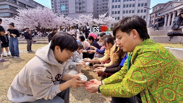 ▲ 쏭끄란 축제-축수식.ⓒ한국외대