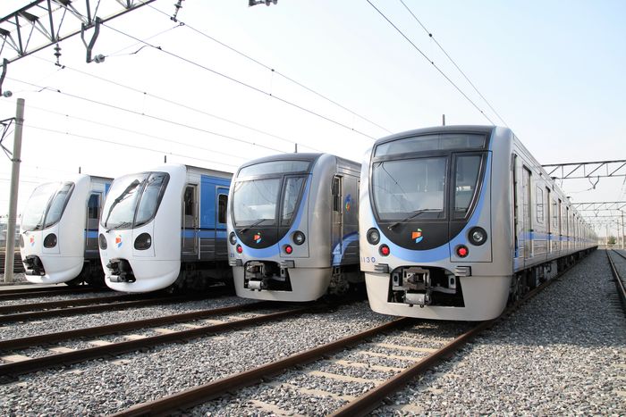 ▲ 인천시 계양구 귤현기지에 정박해 있는 인천지하철 전동차 ⓒ 인천교통공사 제공