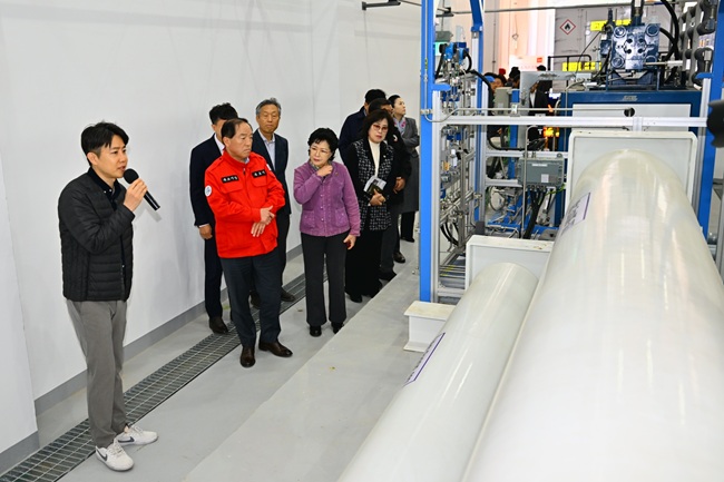 ▲ 속초시가 7일 종합경기장 수소충전소에서 준공식을 개최했다. ⓒ속초시