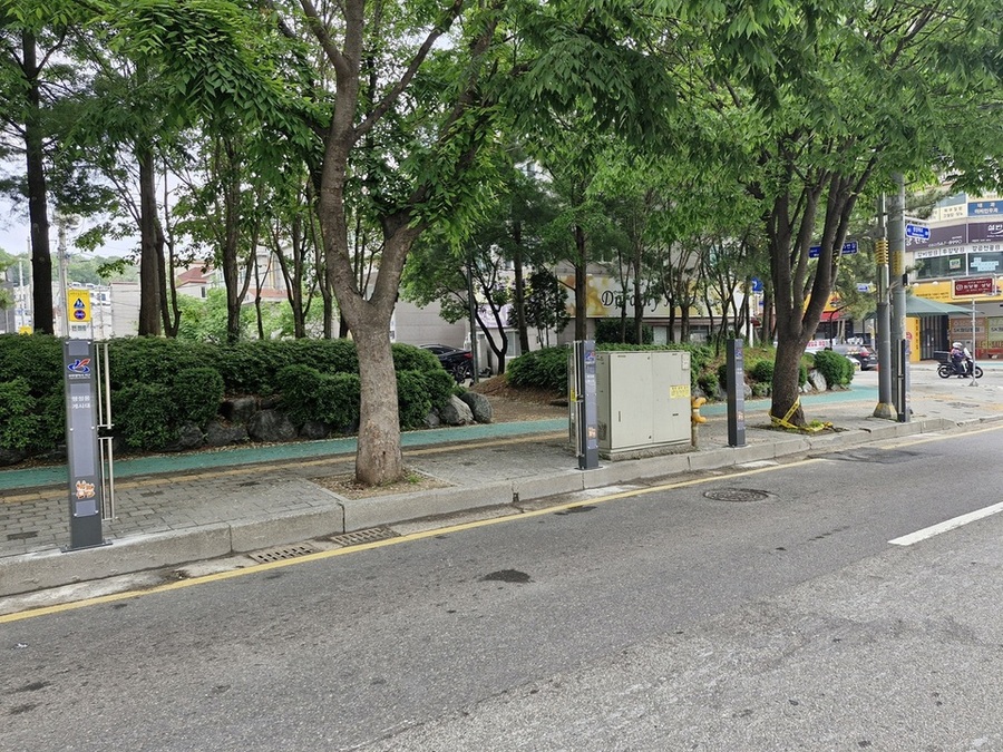 ▲ 인천 서구는 검단구 분구 대비 ‘현수막 지정게시대 확충 사업’으로 쾌적한 도시환경을 조성하고 있다. ⓒ인천 서구 제공