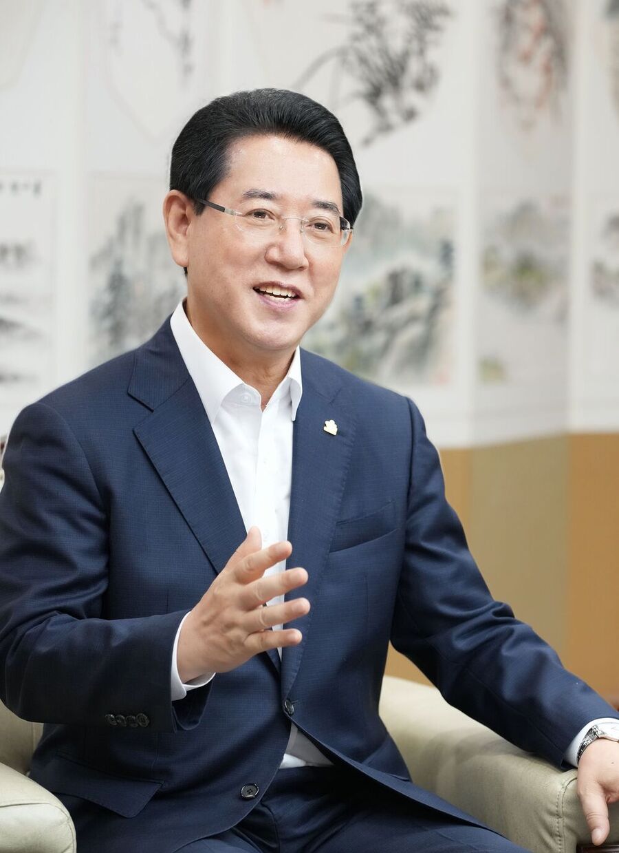 ▲ 김영록, ‘전남‧광주 농업 혁신 5대 약속’ 발표ⓒ김영록 민주당 전남광주특별시장 예비후보 제공