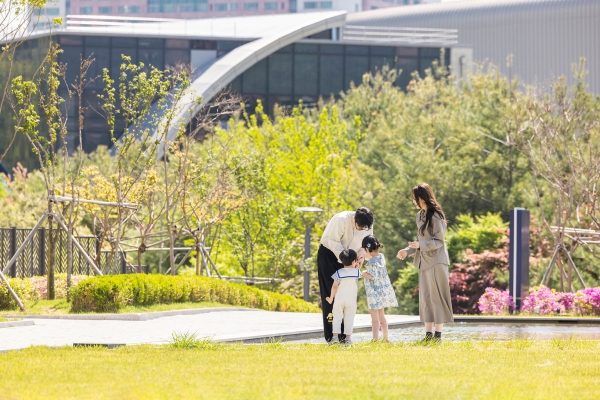 ▲ ‘오늘, 와인 피크닉 앳 더 가든’ⓒ더블트리 바이 힐튼 서울 판교