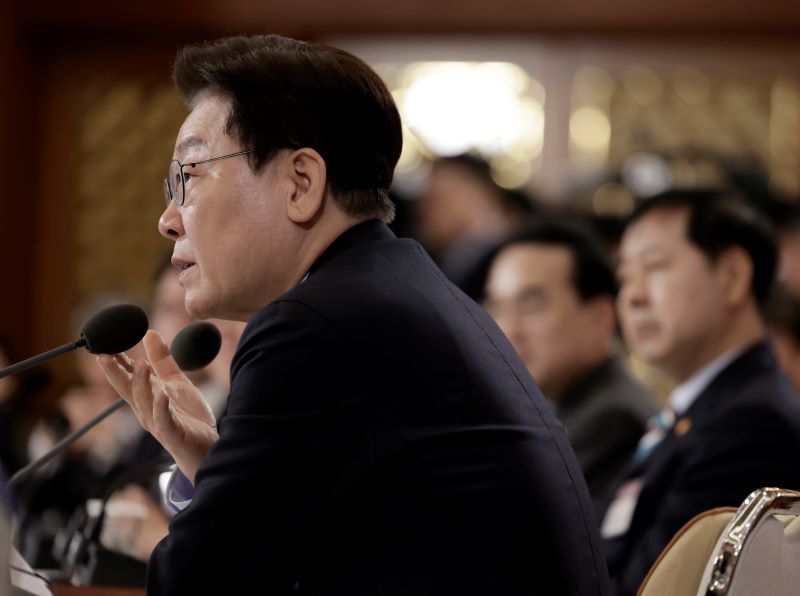 ▲ 이재명 대통령이 9일 청와대에서 열린 국민경제자문회의 제1차 전체회의에서 발언을 하고 있다. ⓒ뉴시스