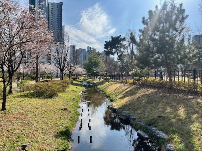 ▲ 인천시 영종하늘도시 실개천 전경 ⓒ인천 중구 제공