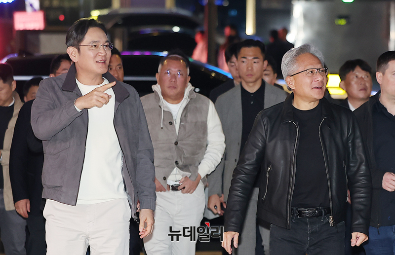 ▲ 이재용 삼성전자 회장과 젠슨 황 엔비디아 CEOⓒ뉴데일리DB