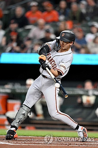 ▲ 샌프란시스코 이정후가 시즌 첫 홈런을 작렬했다.ⓒ연합뉴스 제공