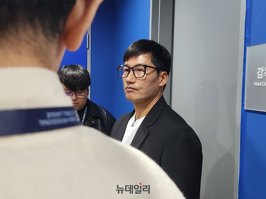 ▲ 이졍효 감독은 김포전 패배에도 선수 탓을 하지 않았다.ⓒ뉴데일리