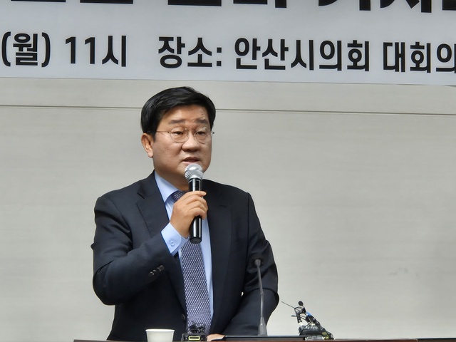 전해철, 안산갑 보궐선거 도전… "통합 정치로 이재명 정부 성공 기여할 것"
