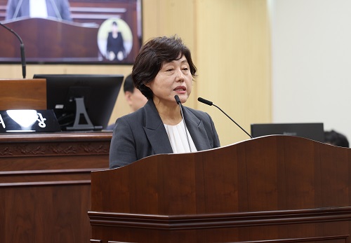 ▲ 임은성 청주시의원이 13일 제102회 임시회 5분 자유발언을 통해 고려인 정착지원을 위한 정책전환을 요구하고 있다.ⓒ청주시의회 제공