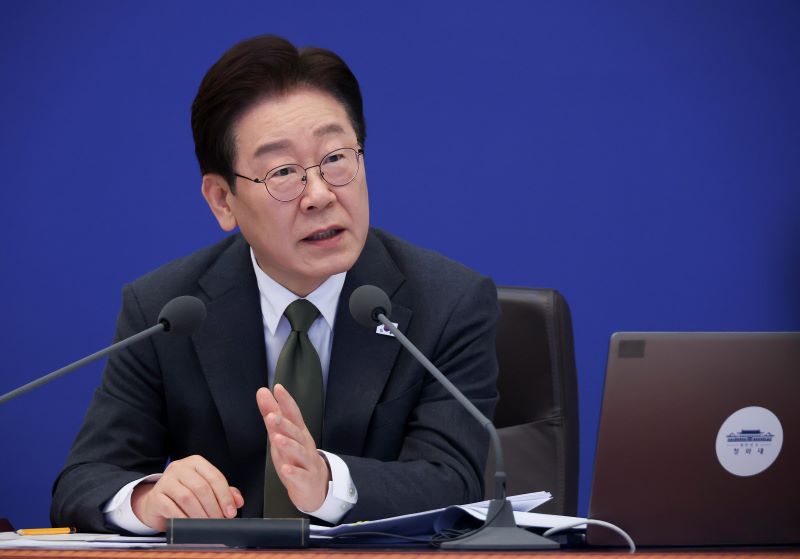 ▲ 이재명 대통령이 14일 청와대에서 열린 국무회의 겸 비상경제점검회의에서 발언하고 있다. ⓒ뉴시스