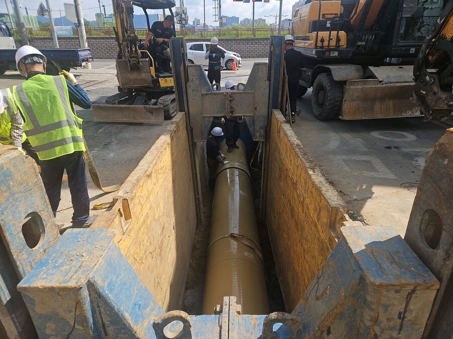 ▲ 진주시가 지반침하(싱크홀)를 예방하고, 시민들에게 쾌적한 주거 환경을 제공하기 위해 첨단 기술을 접목한 ‘스마트 하수도 관리시대’를 선도하고 있어 주목을 받고 있다.ⓒ진주시