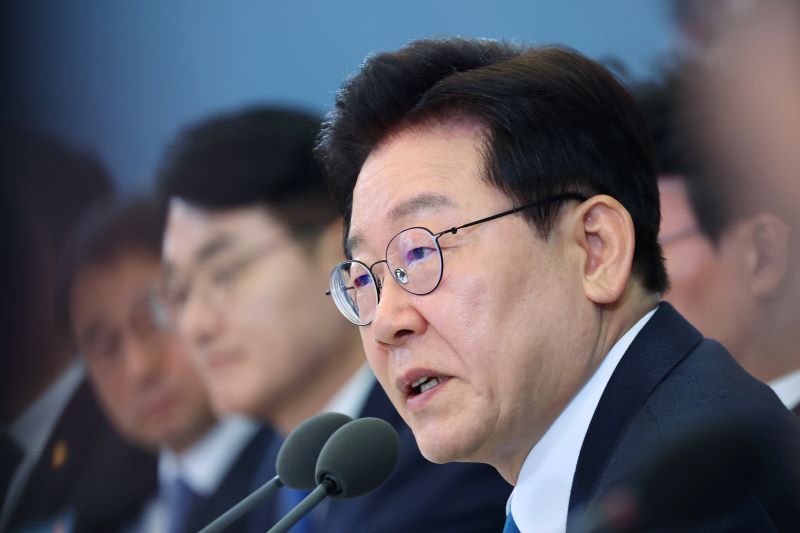 ▲ 이재명 대통령이 15일 청와대에서 열린 규제합리화위원회 제1차 전체회의에서 발언하고 있다. ⓒ뉴시스