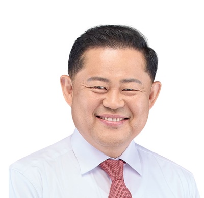 ▲ 정해용 동구청장 예비후보가 K-2 군공항 이전 후 남겨질 부지를 대구 경제의 판도를 바꿀 혁신 거점으로 탈바꿈시키겠다는 강력한 비전을 제시했다.ⓒ정해용 예비후보실