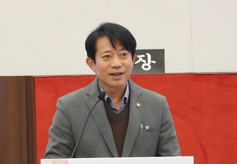 ▲ 더불어민주당 이강일 국회의원. ⓒ이강일 의원 페이스북