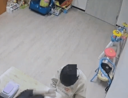 ▲ 인천 남동장애인복지관 학대 정황 CCTV. ⓒ연합뉴스