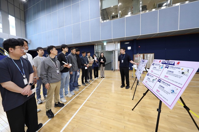 ▲ 건강보험심사평가원이 지난 16일부터 17일까지 원주 본원에서 임직원과 협력업체 근로자, 내방객 등을 대상으로 '안전주간 행사'를 개최했다. ⓒ건강보험심사평가원