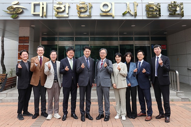 ▲ 홍승권 원장이 17일 대한한의사협회를 방문해 현장소통에 나섰다. ⓒ심평원ⓒ