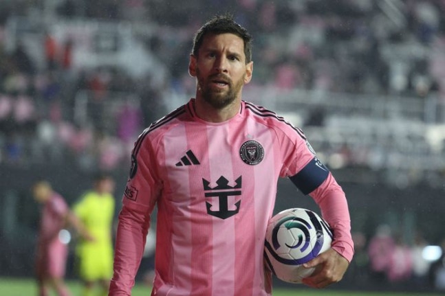 ▲ 메시가 현존하는 세계 최고의 축구 선수 18위에 이름을 올린 반면, 호날두는 30위 안에 포함되지 못했다.ⓒ연합뉴스 제공