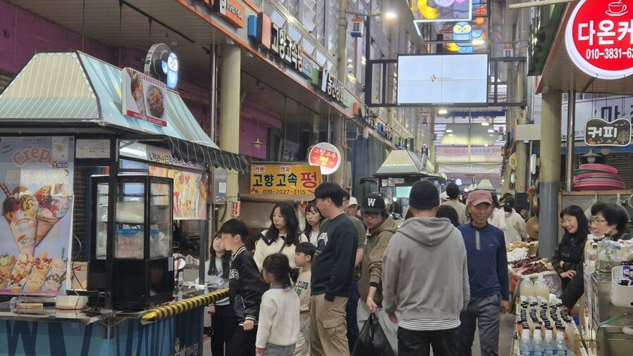 ▲ 진주시는 업종별 고용 환경을 개선하고, 대상별 맞춤형의 일자리정책을 추진하는 등 일자리부터 민생까지 아우르는 전방위적인 지원 정책을 펼쳐 주목받고 있다.ⓒ진주시