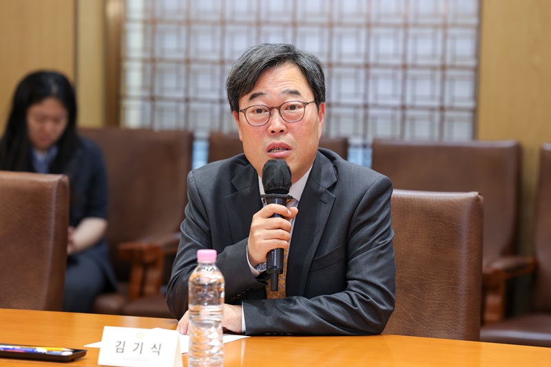 ▲ 대통령 직속 국민통합위원회가 지난 20일 국회와 공동협력을 약속, 국민통합의 행보를 더욱 넓혔다. ⓒ국민통합위원회