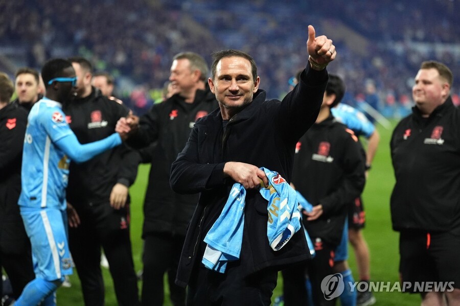 ▲ 램파드 감독이 이끄는 코번트리가 59년 만에 챔피언십 우승을 차지했다.ⓒ연합뉴스 제공