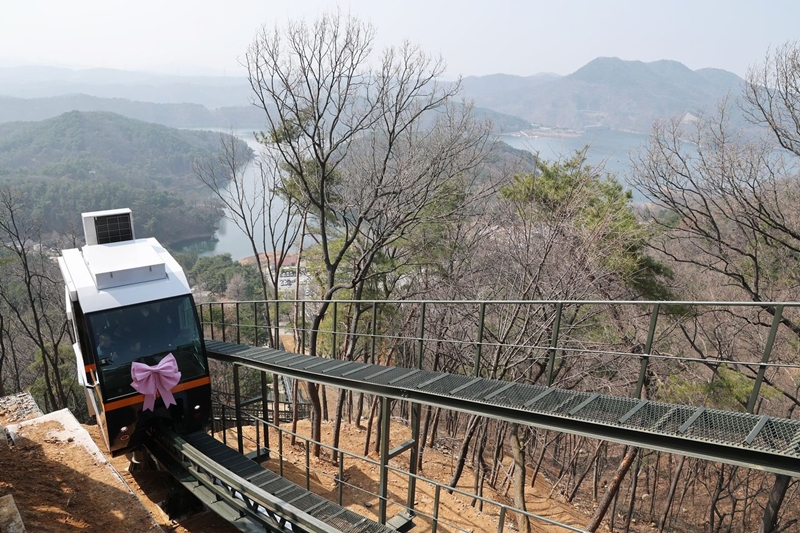 ▲ 충북 청주시 상당구 문의면에 위치한 청남대 모노레일. ⓒ충북도