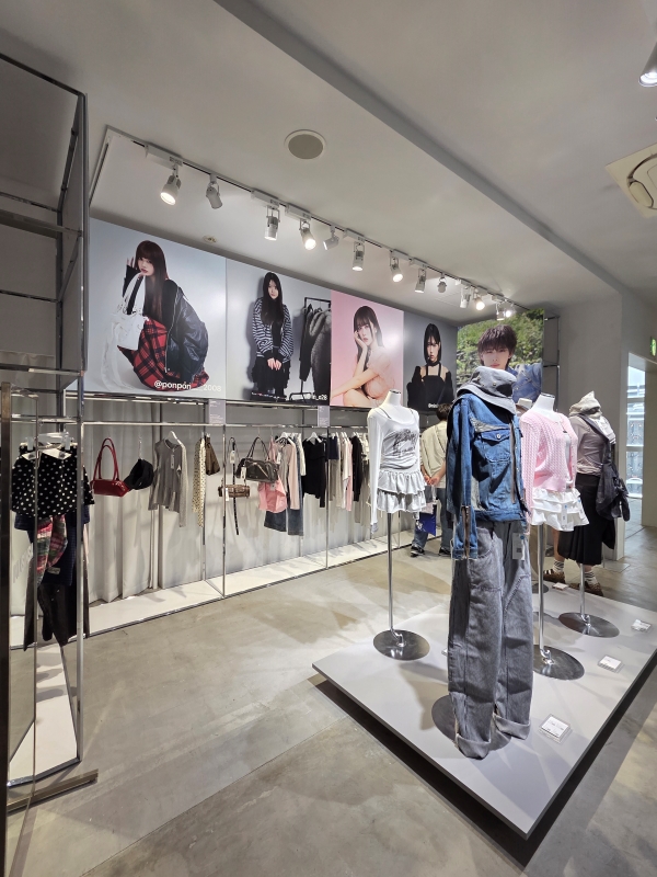 ▲ 일본 인플루언서와 협업한 스타일링 존ⓒ최신혜 기자