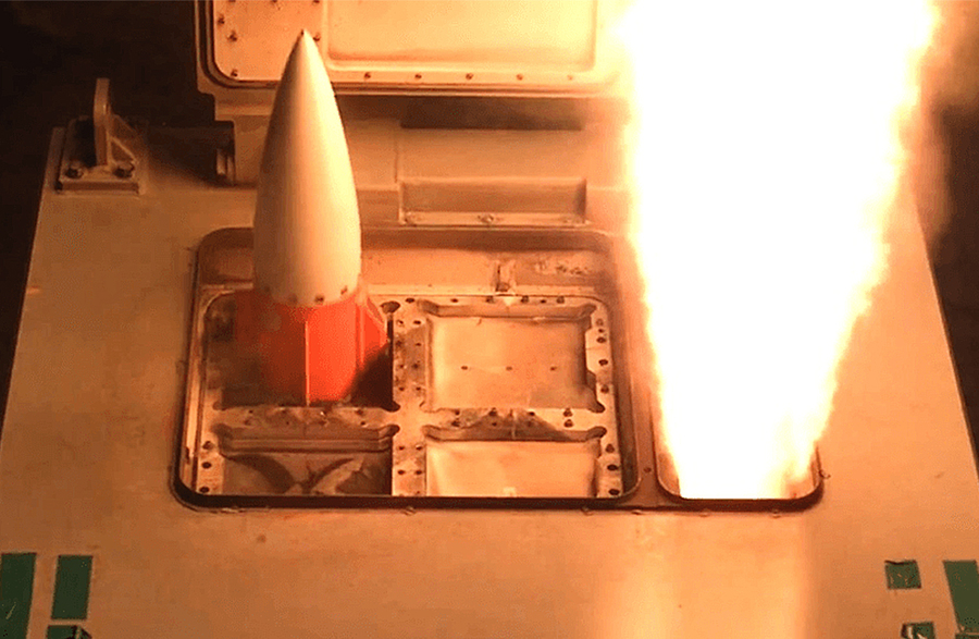 ▲ 해궁이 수직발사대에서 발사되는 모습 ⓒLIG D&A