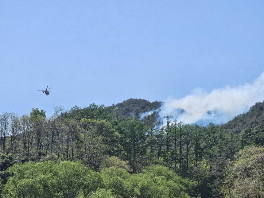 ▲ 24일 강원 양양군에서 발생한 산불이 오후 1시께 완전 진화됐다. ⓒ강원특별자치도산불방지대책본부 제공
