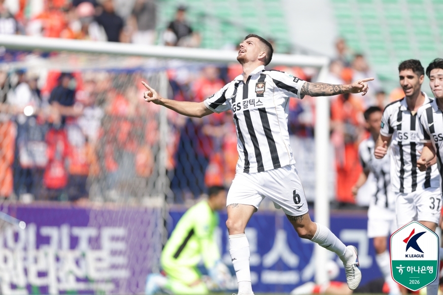 ▲ FC서울이 강원FC를 잡고 K리그1 독주 체제를 구축했다.ⓒ한국프로축구연맹 제공