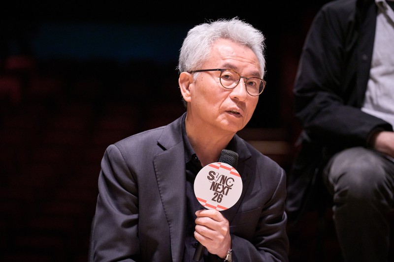 ▲ 27일 서울 종로구 세종문화회관에서 열린 컨템퍼러리 시즌 '싱크 넥스트 26' 기자간담회에 참석한 안호상 사장이 취재진의 질문에 답하고 있다.ⓒ세종문화회관