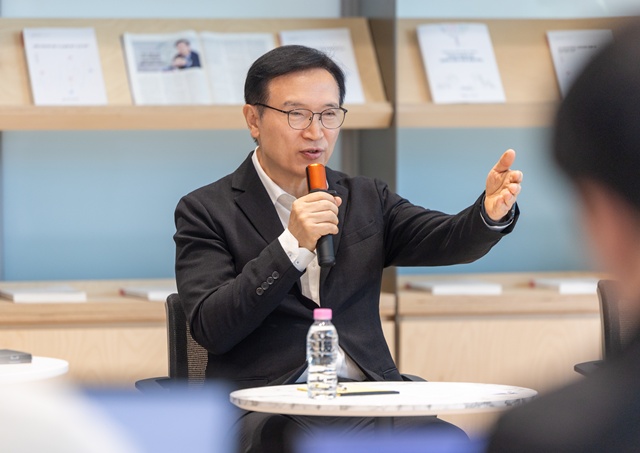 임태희 경기교육감 재선 도전 공식 선언… "대학입시 개편 끝을 보게 집중할 것"