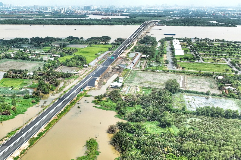 ▲ 동부건설이 시공한 베트남 '떤반~년짝 도로건설(2공구)'ⓒ동부건설