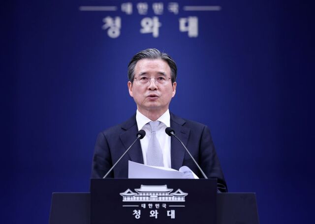 ▲ 김용범 청와대 정책실장이 27일 청와대 춘추관에서 이재명 대통령의 데미스 하사비스 구글 딥마인드 CEO 접견 관련 브리핑을 하고 있다. ⓒ뉴시스