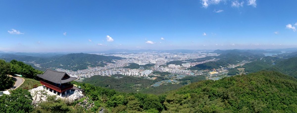 ▲ 식장산에서 바라본 대전시.ⓒ동구