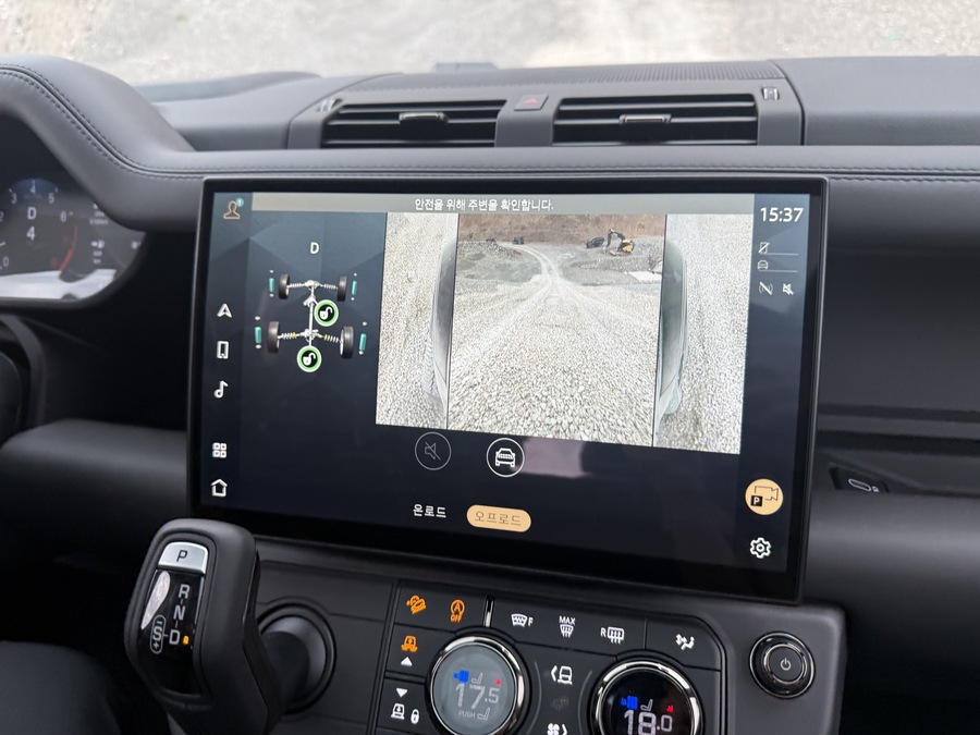 ▲ 디펜더 옥타 블랙 실내.ⓒ김서연 기자