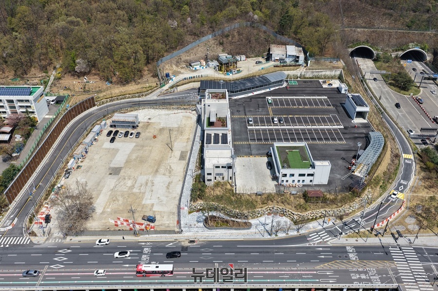▲ 신림 공영차고지·빗물저류조 복합시설 전경 ⓒ서울시