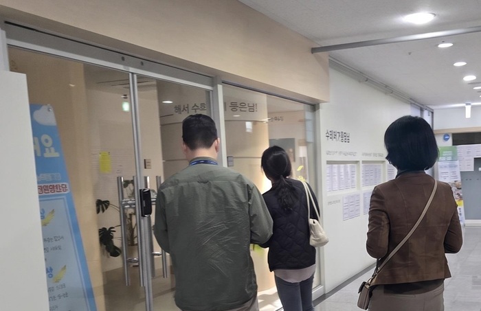 ▲ 심야 불법교습 특별 지도·점검 모습.ⓒ세종교육청