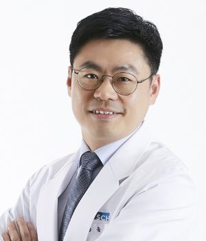 ▲ 위암 수술 후 회복관리를 위한 디지털 플랫폼 ‘위케어(WECARE)’를 개발하고 효용성을 입증한 순천향대천안병원 송금종 교수.ⓒ순천향대천안병원