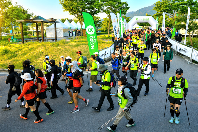 ▲ 올해로 9회를 맞이한 이번 대회는 100km, 50km, 25km 코스로 세분화돼 진행됐다. 역대 최다인 222개 팀 총 888명이 참가, 190개 팀이 전원 완주에 성공했으며, 총 1억7000여만 원의 기부금이 조성됐다. ⓒ인제군