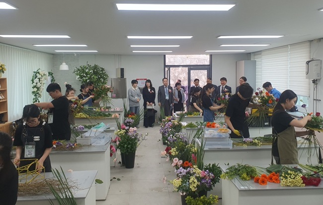 ▲ 이번 강원영농학생축제에는 도내 6개 농업계고등학교(강릉중앙고, 강원생명과학고, 동광산업과학고, 영서고, 주천고, 홍천농업고)에서 대회참가 198명, 참관 230여 명 등 총 500여 명의 학생이 미래 강원 농업을 이끌 인재로서 꿈과 열정을 펼친다. ⓒ강원특별자치도교육청