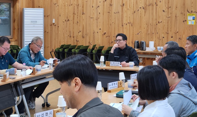 ▲ 최수천 동부지방산림청장은 