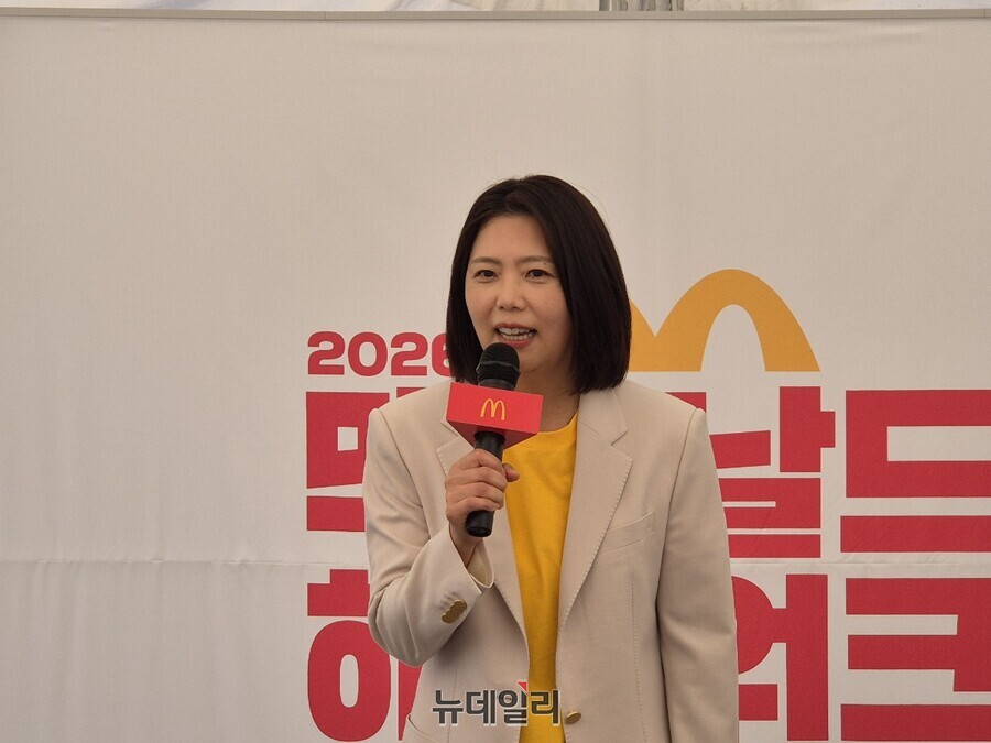 ▲ 김기원 한국맥도날드 대표이사가 2026 해피워크 시작에 앞서 소회를 밝히고 있다.ⓒ조현우 기자
