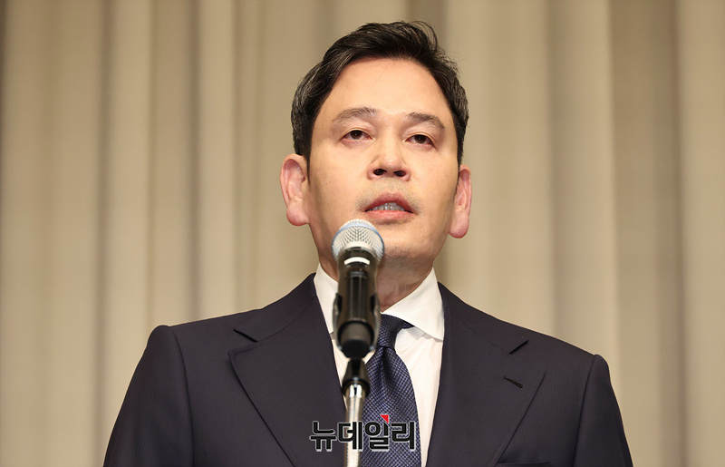 [포토] 대국민 사과문 발표하는 정용진 회장