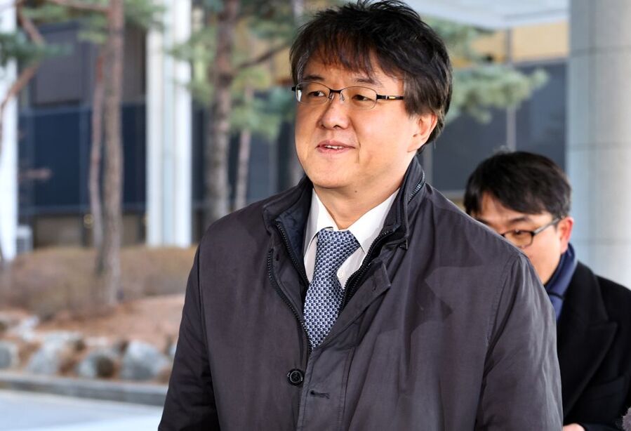 ▲ 통일교와 신천지의 정교유착 의혹을 수사하는 검찰·경찰 합동수사본부의 본부장을 맡은 김태훈 합수본부장이 지난 1월 서울 서초구 서울고검으로 출근하고 있다. ⓒ뉴시스